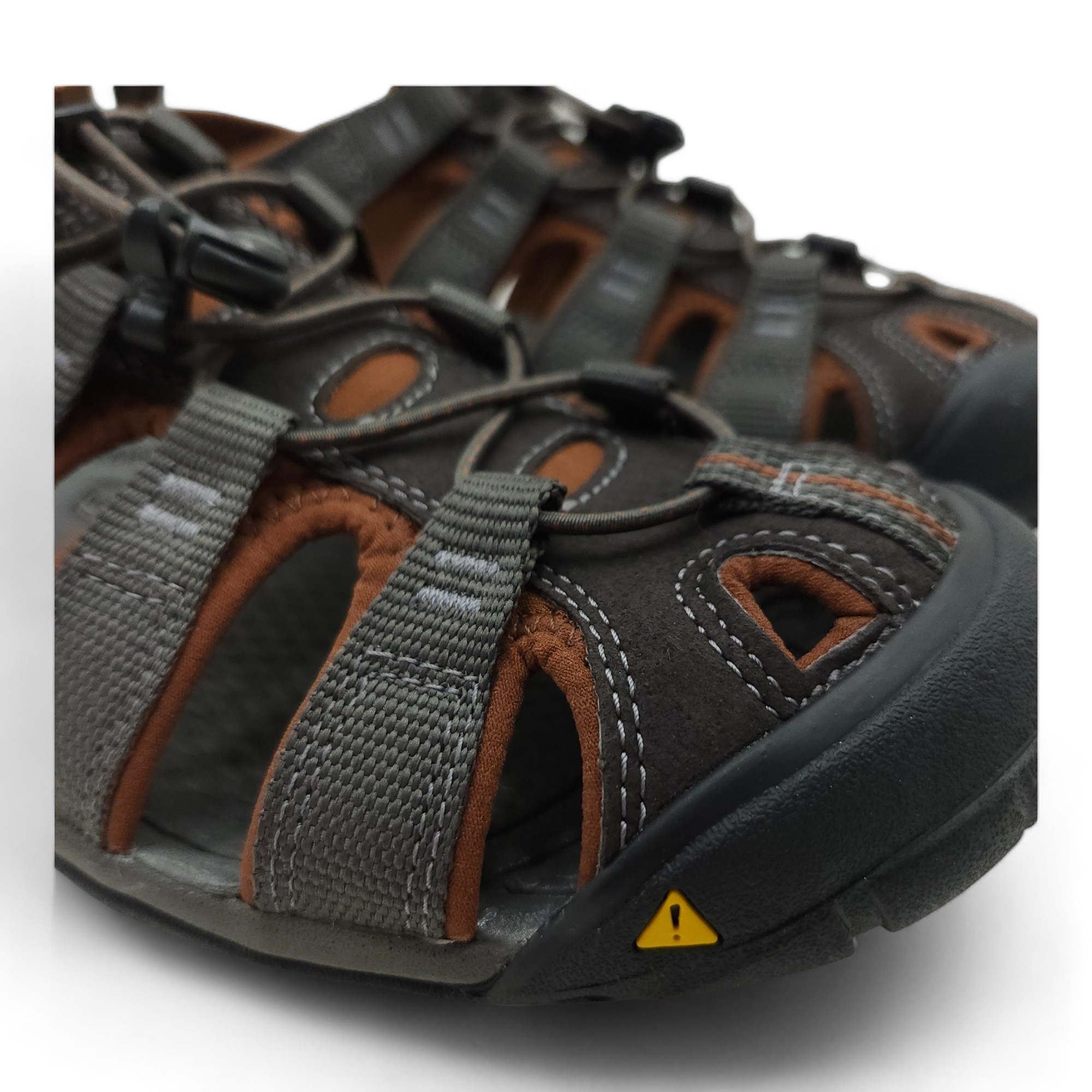 Keen 1014456 Cleearwater CNX Tortoise[11]